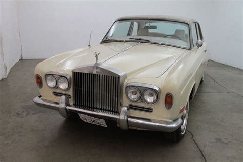 1971 Rolls-Royce Corniche Coupe LHD | Beverly Hills Car Club