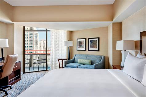 Accommodations in Downtown San Diego | Marriott Marquis San Diego Marina