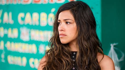 ‘Miss Bala’ Review: Gina Rodriguez Finds the Wrong Place at the Wrong Time - The New York Times