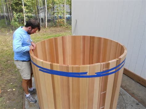 Woodworking Plans Can Rack: Build Your Own Cedar Hot Tub Wooden Plans