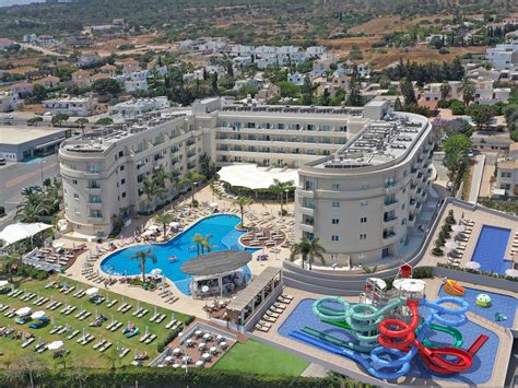 Sunrise Oasis Hotel & Waterpark - Protaras Urlaub inkl. Flug » ltur