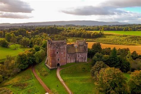 Edinburgh Day Trip: The Outlander Tour - IntroducingEdinburgh.com