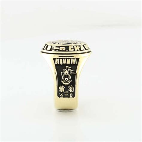 Striking 14K Yellow Gold Diamond Custom Champgionship New York Yankees ...