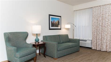 East Lansing Hotels - Hampton Inn East Lansing, MI