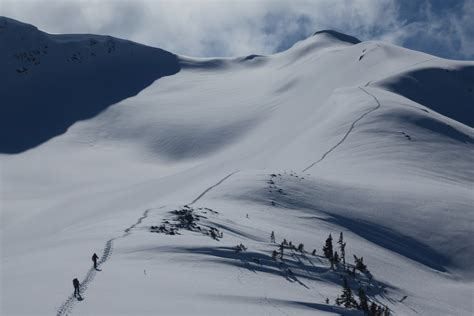 Entering Avalanche-Prone Terrain – Mountain Flamingo