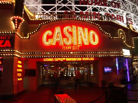 casino! las vegas | Outside a casino on the south strip las … | Flickr