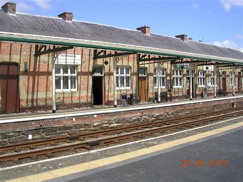 Porthmadog Railway Station - All You Need to Know BEFORE You Go (2024)