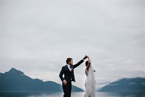 Meredith + Derek's October-Fog Wedding — Blythe Kingcroft