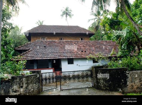 Namboodiri house hi-res stock photography and images - Alamy