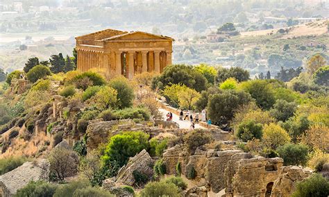 History of Sicily: three thousand years of art, culture and tradition