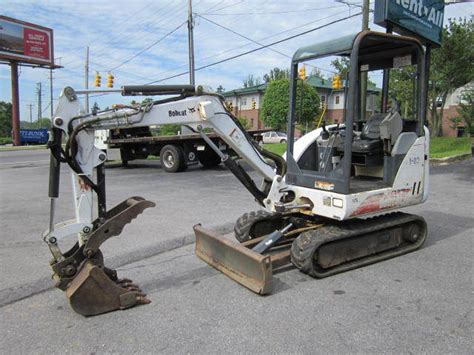 Bobcat 325D Mini Excavator Specs and Dimensions - VeriTread