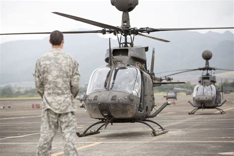 Cavalry conducts final flight of Kiowa Warriors, case colors | Article ...