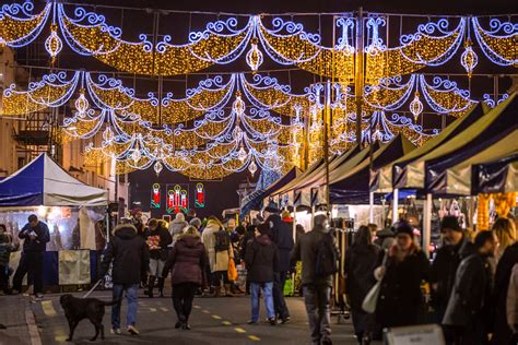 Gallery | Stratford-upon-Avon Christmas Lights