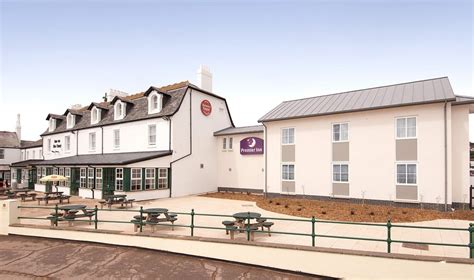 PREMIER INN PAIGNTON SEAFRONT (GOODRINGTON SANDS) HOTEL $85 ($̶9̶1̶ ...