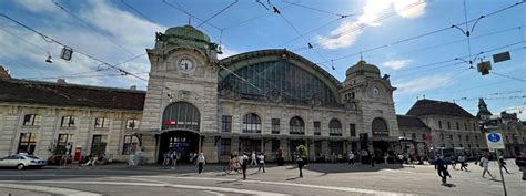 Basel SBB - a brief station guide for train travellers