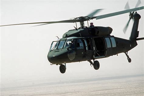 Black Hawk Helicopter celebrates 40 years of aviation service with the Army | Article | The ...