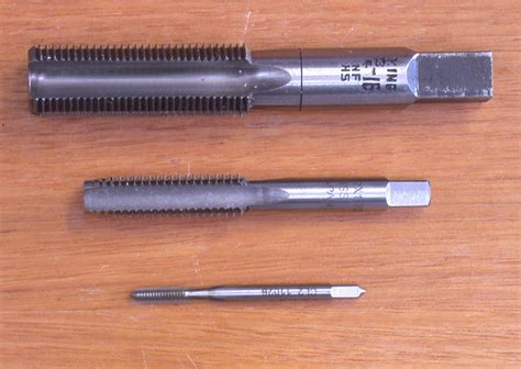 tools - What is a tap and die set and how do I use them? - Motor Vehicle Maintenance & Repair ...