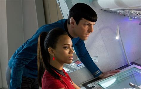 Star Trek Into Darkness Updates Federation Fashion by Returning to the '60s | WIRED