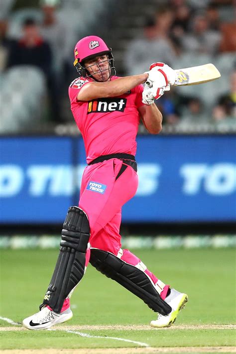 Moises Henriques pulls | ESPNcricinfo.com