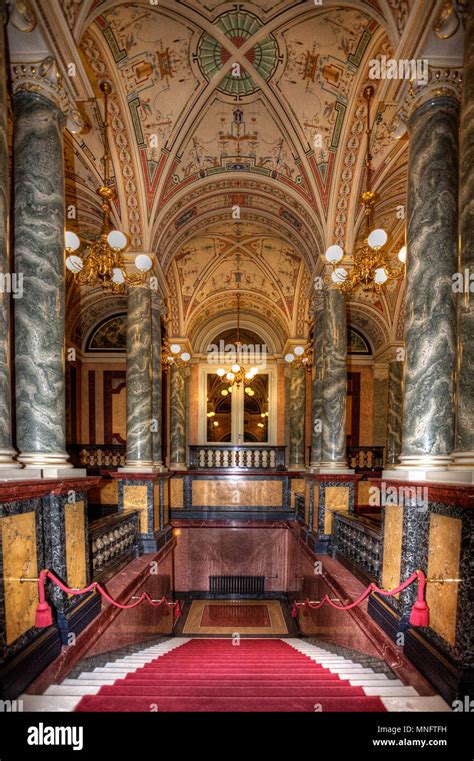 Dresden - Semperoper Stock Photo - Alamy