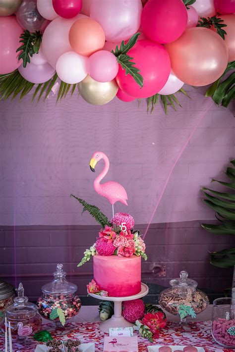 Amelia's glam flamingo birthday party – Confetti Fair