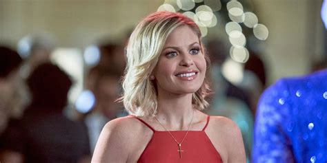 Candace Cameron Bure's 2019 Hallmark Channel Christmas Movie - Everything to Know About ...