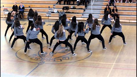 SPHS Dance/Drill Team - YouTube