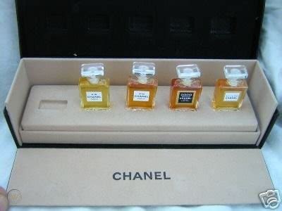 CHANEL MINIATURE PERFUME SET 4 BOTTLES IN BOX | #16690732