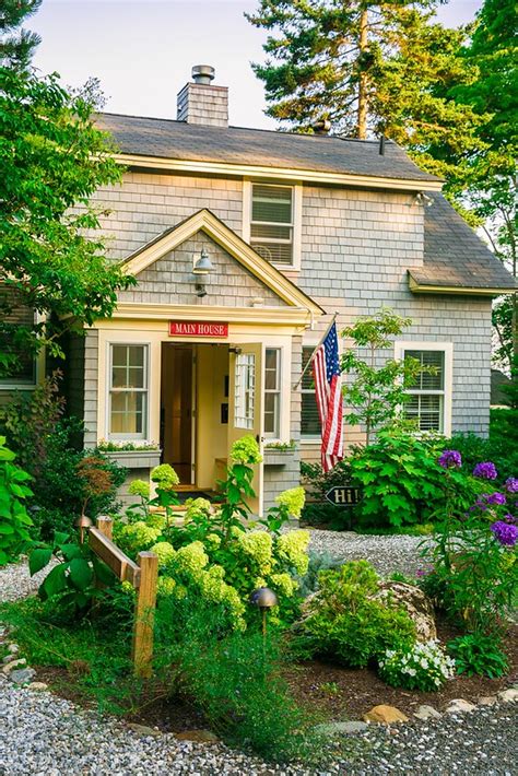 Camden, Maine Bed and Breakfast (oceanfront views!) - Julia's Album