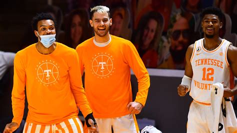 Tennessee basketball roster for 2021-22: Possible transfers, returners