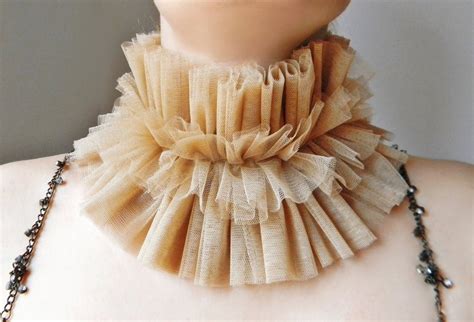 Beige clown tulle ruffle collar Renaissance Elizabethan | Etsy | Ruff ...