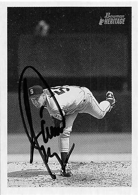 Jamie Moyer autographed Baseball Card (Seattle Mariners, SC) 2001 ...