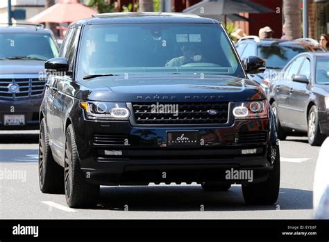 Kendall Jenner driving her Range Rover car in Beverly Hills Featuring ...