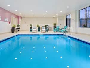 Hotel Amenities - Hampton Inn & Suites-Seattle Woodinville WA