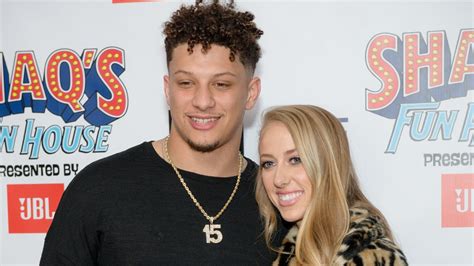 Patrick Mahomes Proposes to Longtime Girlfriend Brittany Matthews – NBC ...