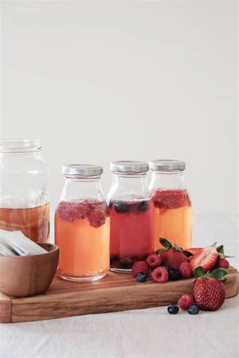 How to Make Kombucha Tea: The Ultimate Guide | The Nourished Life