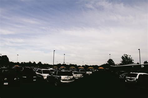 Parking permits available for students – Iowa State Daily