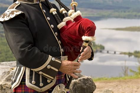 Scottish bagpipes stock image. Image of playing, highland - 5672505