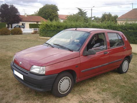 Voiture occasion : Renault Clio de 1991 - 225 000 Km