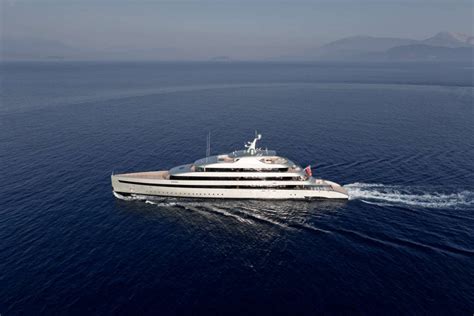 Feadship Appoint New Commercial Director for America | Superyachts.com