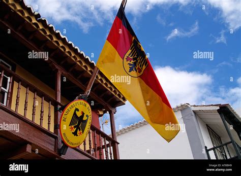 The german consulate hi-res stock photography and images - Alamy