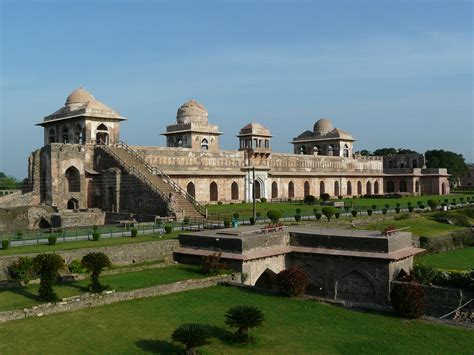 Mandu (Mandavgad), Best Tourist Places in Mandu, Mandu MP Tourism