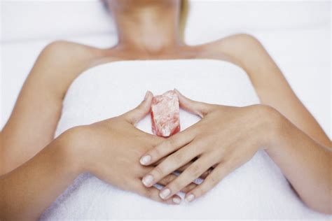 Crystal Healing – A Brand New Direction? | Stonebridge Associated Colleges Blog