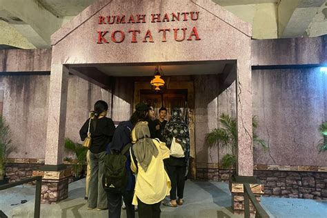 Foto : Rumah Hantu Kota Tua: Lokasi, Jam Buka, dan Harga Tiket Masuk