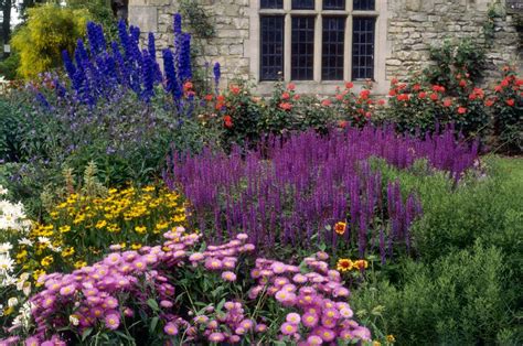 15 Summer Flower Garden Border Ideas