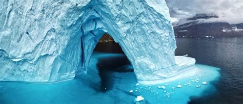 Iceberg vs Glacier: Learn the Difference Between Glacier and Iceberg | Poseidon Expeditions