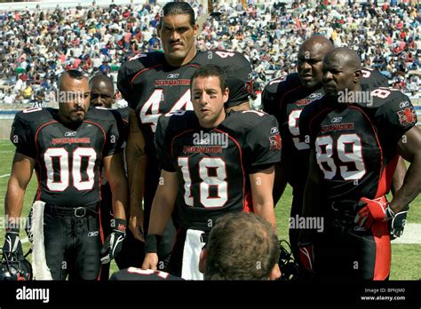 DALIP SINGH ADAM SANDLER & BOB SAPP THE LONGEST YARD (2005 Stock Photo ...