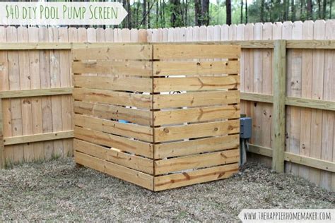 DIY Outdoor Wood Screen for under $40 | The Happier Homemaker