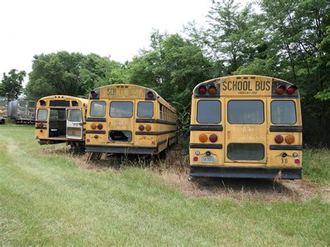 Rockingham County junk buses | bus #161 - 1987 Blue Bird Int… | Flickr