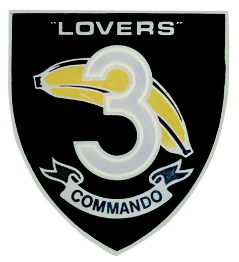 black commando logo